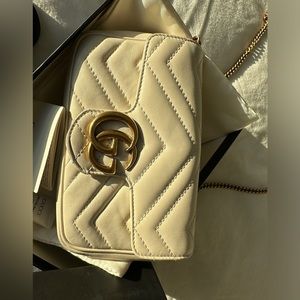 White GG MARMONT SUPER MINI BAG